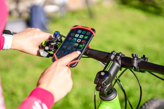 Waarom een telefoonhouder voor de fiets onmisbaar is voor elke fietser